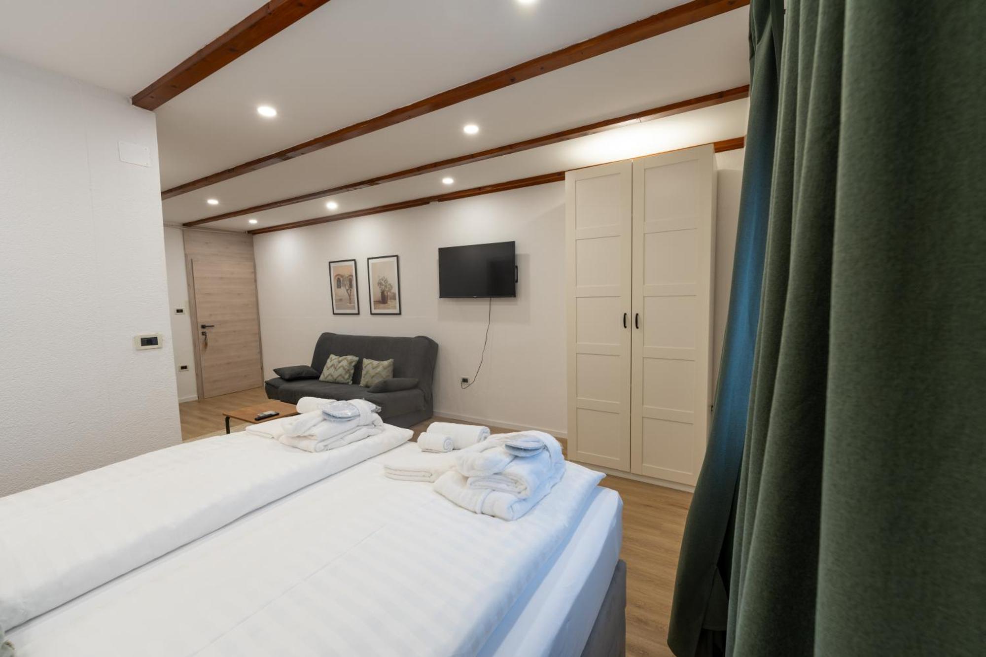 Hotel Maslina Seget  ภายนอก รูปภาพ